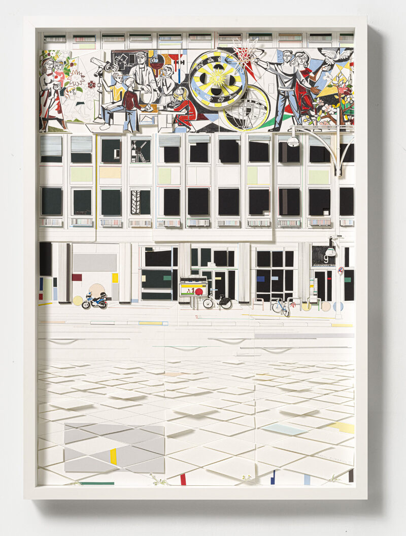Marion Eichmann, Haus des Lehrers, 2025, Grafit, Pigmenttusche, Acrylic Inc, Buntstift, Papier auf Papier, 100 x 70 x 4 cm, gerahmt mit Museumsglas