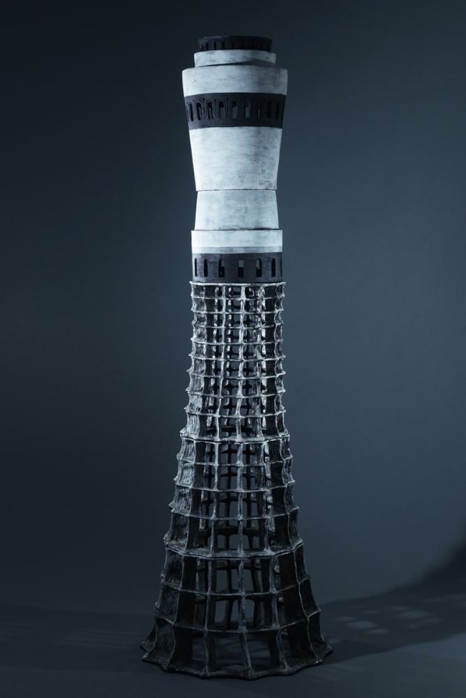 Sammeln, 2017, Terrakotta glasiert, 222 x 70 x 70 cm