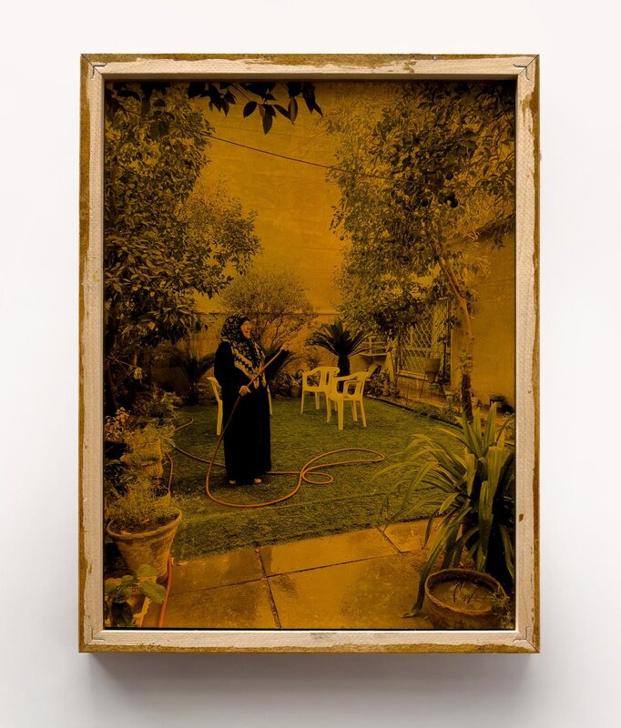 untitled (Cousine), BB1932, Unikat, 2023, Fotografie, Plexiglas, 26 x 20 x 16 cm