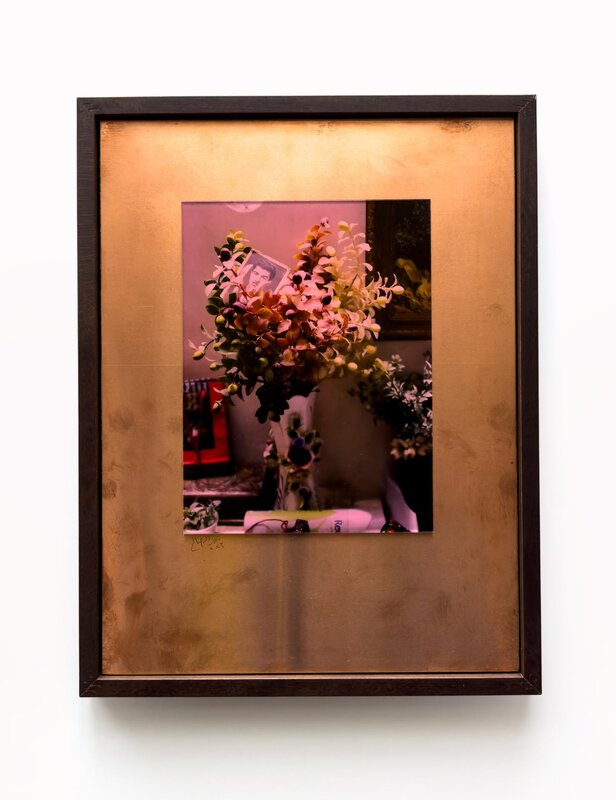 Lovely Flowers III, BB1892, Unikat, 2023, Fotografie, Plexiglas, Kupferplatte, Holzrahmen, 40 x 30 x 2 cm