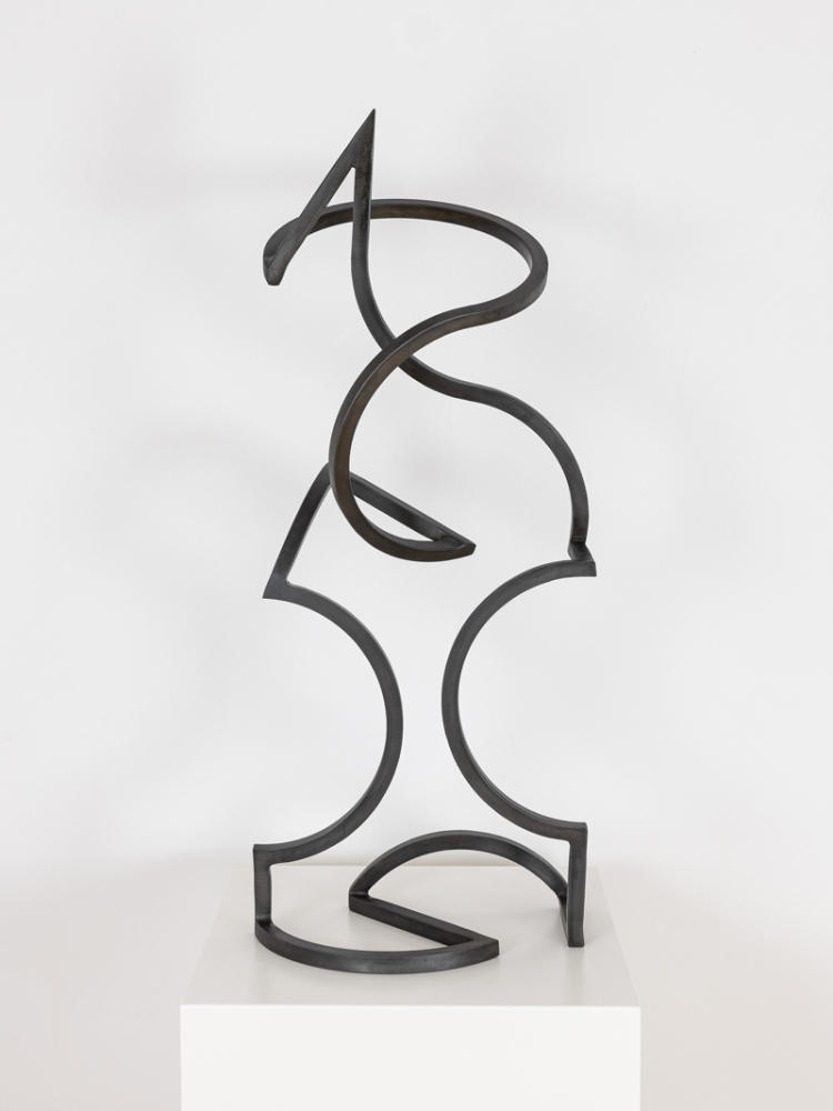 SIMA, 2023, Stahl massiv, brüniert, H 99 cm