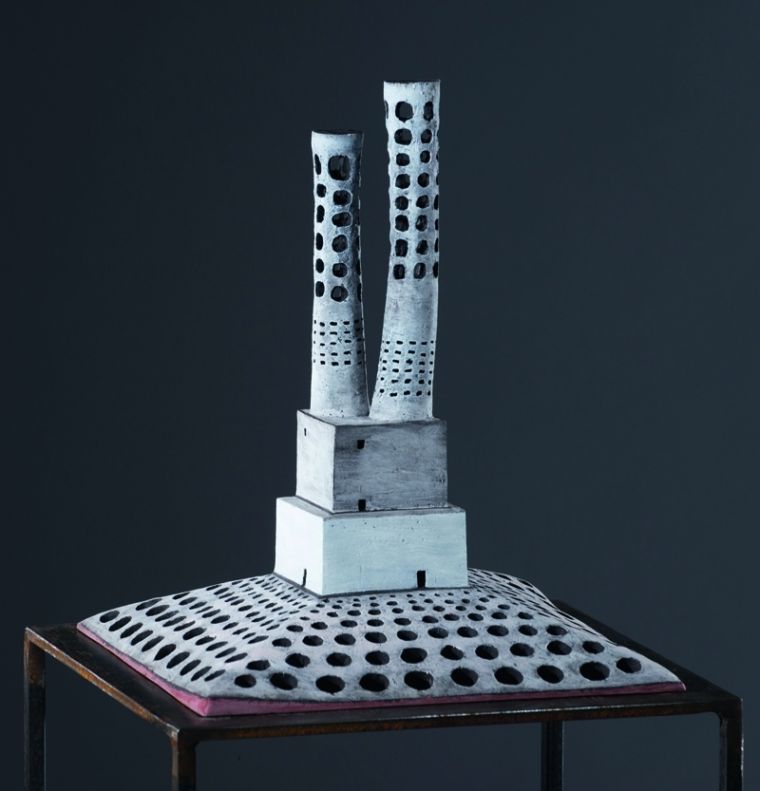 Reservoir II, 2016, Keramik, 45 x 38 x 38 cm