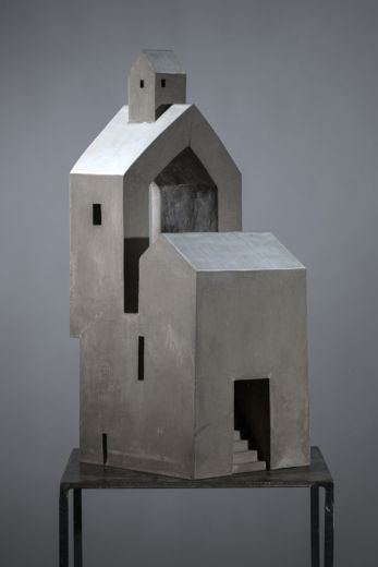 Kartause, 2019, Keramik, 65 x 30 x 38 cm