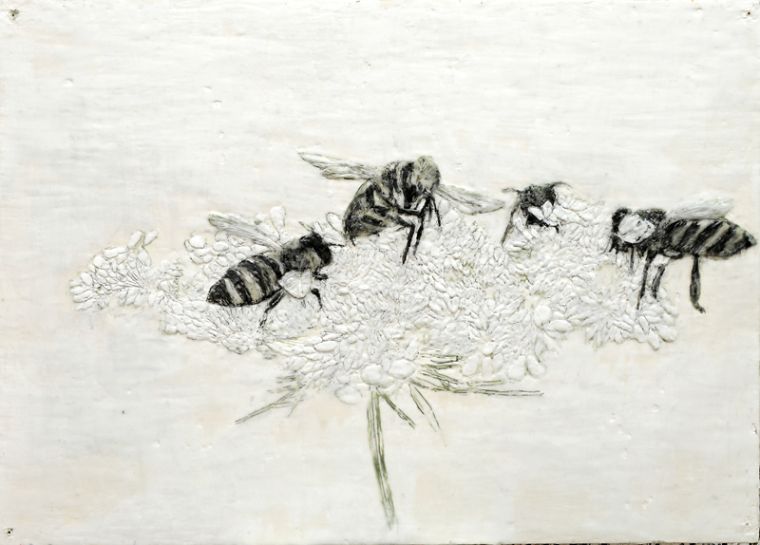Bienen auf Scharfgabe, 2021, Paraffin und Acryl auf Papier, 50 x 70 cm